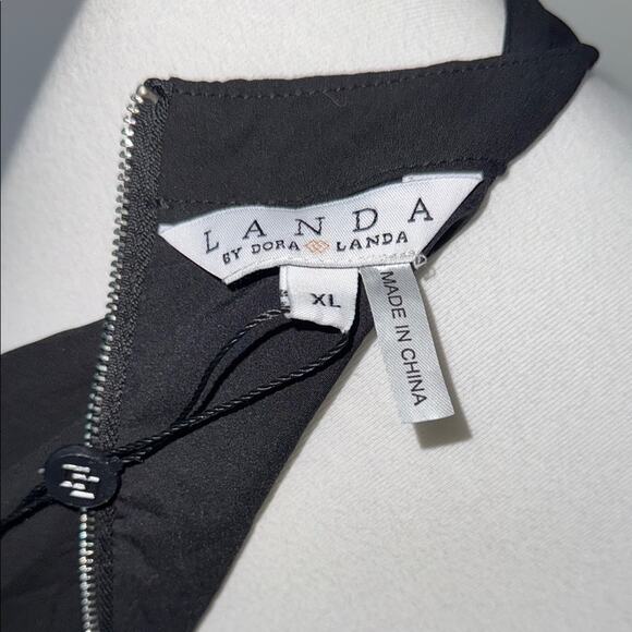 Lando Cold Shoulder Black Halter Draped Knit Long Sleeve Blouse Top Women's XL - Picture 3 of 8